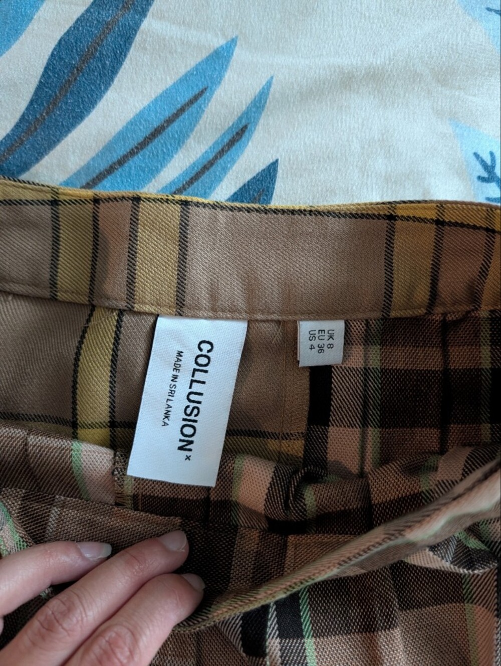 Vintage Y2K Brown & yellow & green stripes plaid checked pleated skirt - Picture 4 of 5